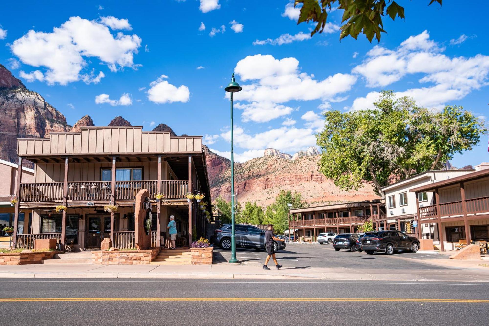 Pioneer Lodge Zion National Park-Springdale Exterior foto